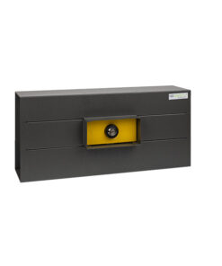 stopcontactsafe in muur