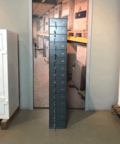 Gebruikte lockerkast Z dicht MB Safety