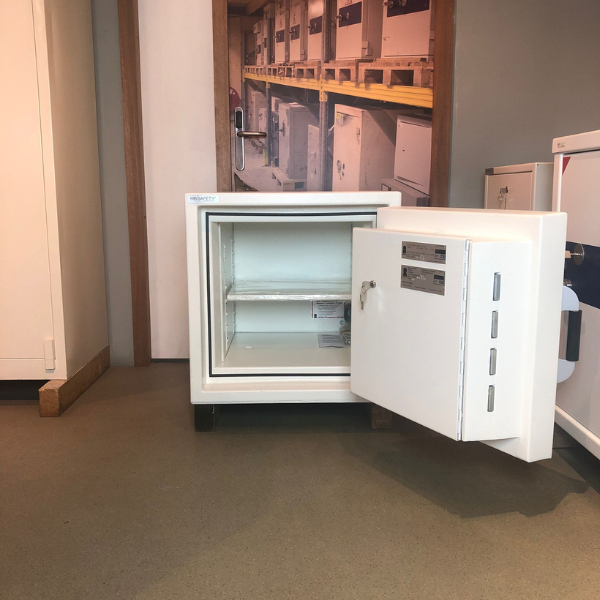 Gebruikte kluis klasse IV kopen