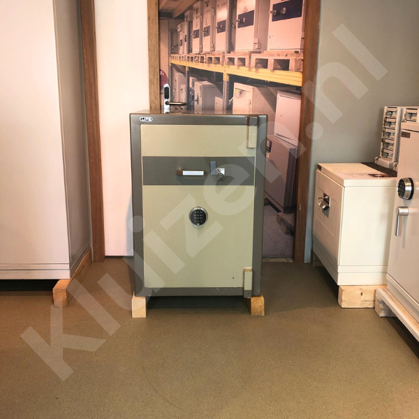 Gebruikte kluis VO 70 elektronisch